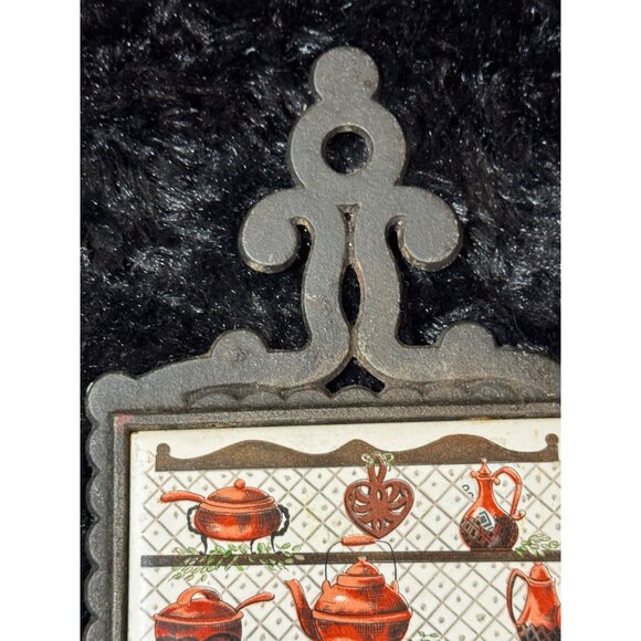 Vintage Cast Iron Trivet With Thank You For The World So Sweet Prayer & Teapot - Picture 6 of 7